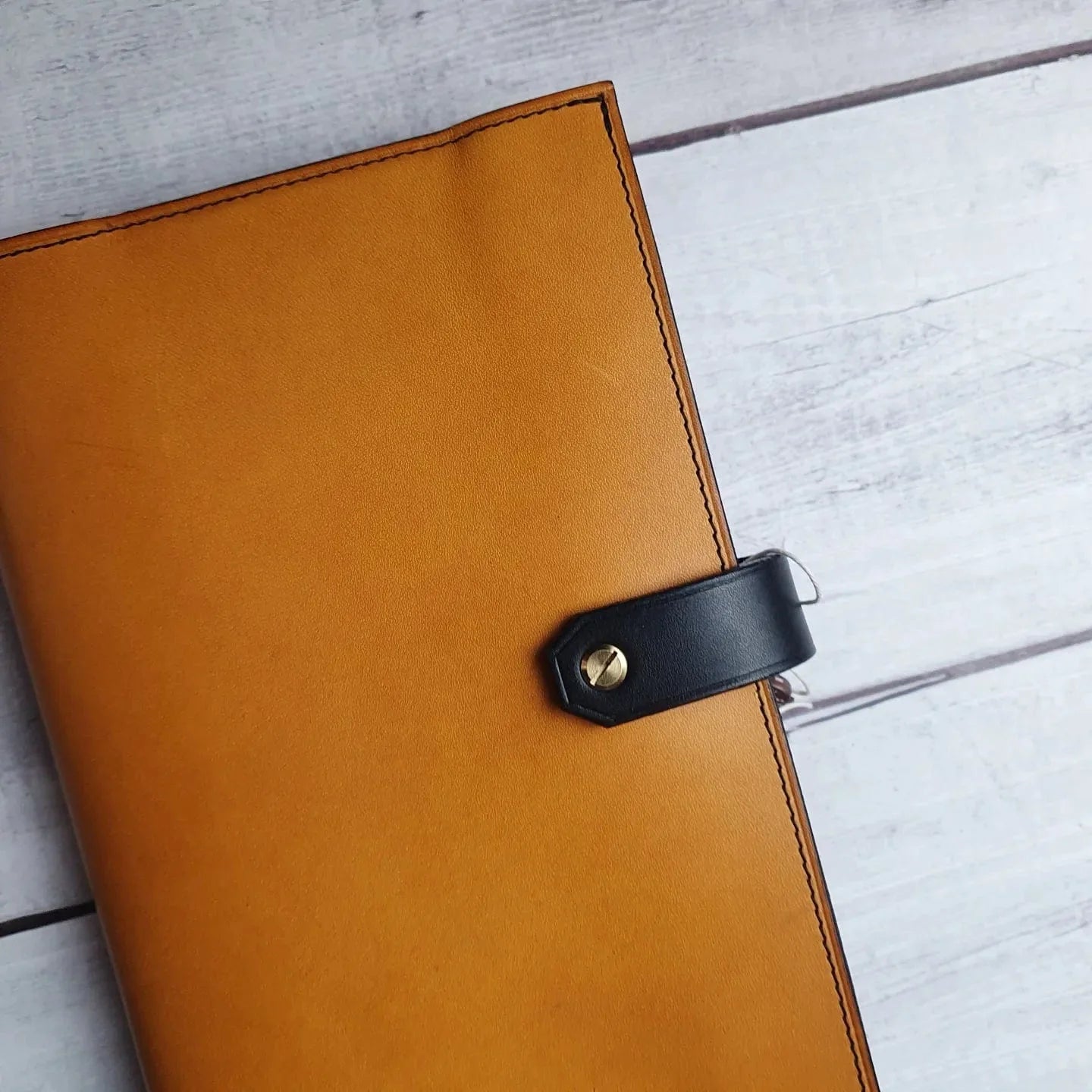 'Laurel' The Bespoke Handmade Luxury Leather Notebook Journal A5 standard