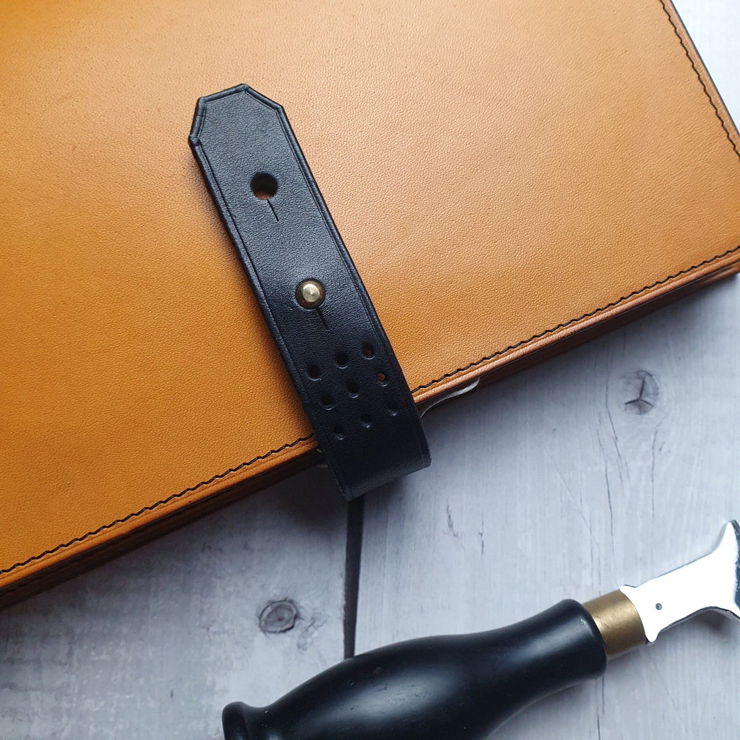 'Laurel Sketch' The Bespoke Handmade Luxury Leather Sketchbook A4 A5 Landscape
