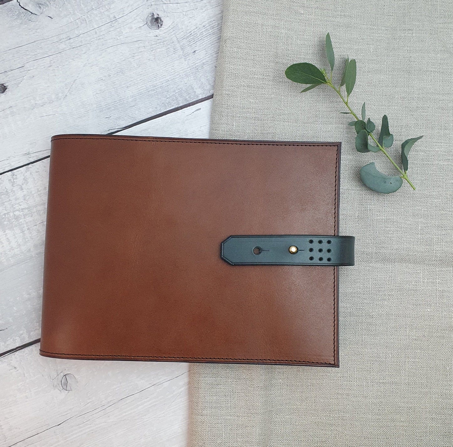 'Laurel Sketch' The Bespoke Handmade Luxury Leather Sketchbook A4 A5 Landscape