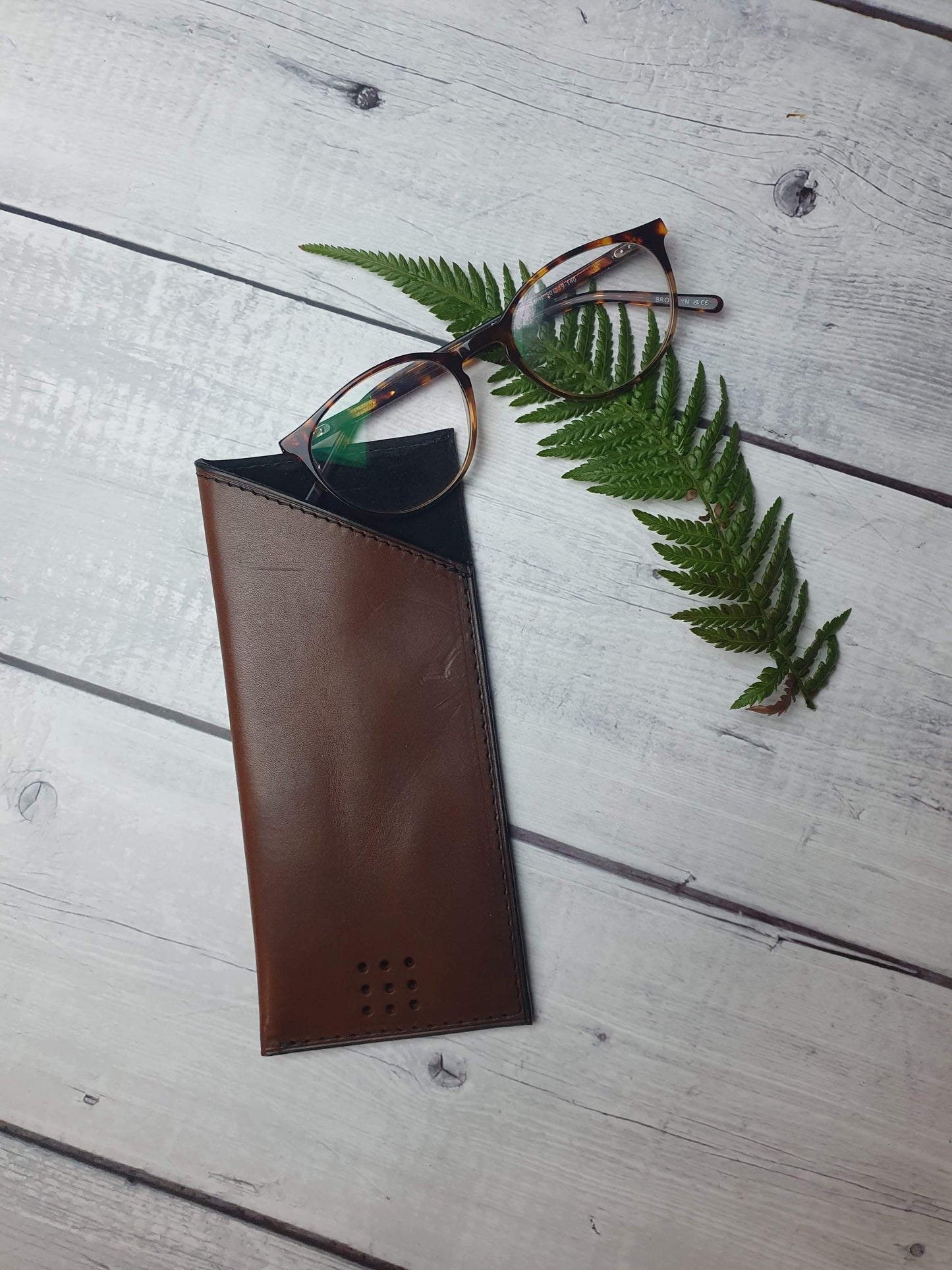 'Alder' Bespoke Leather Glasses Case