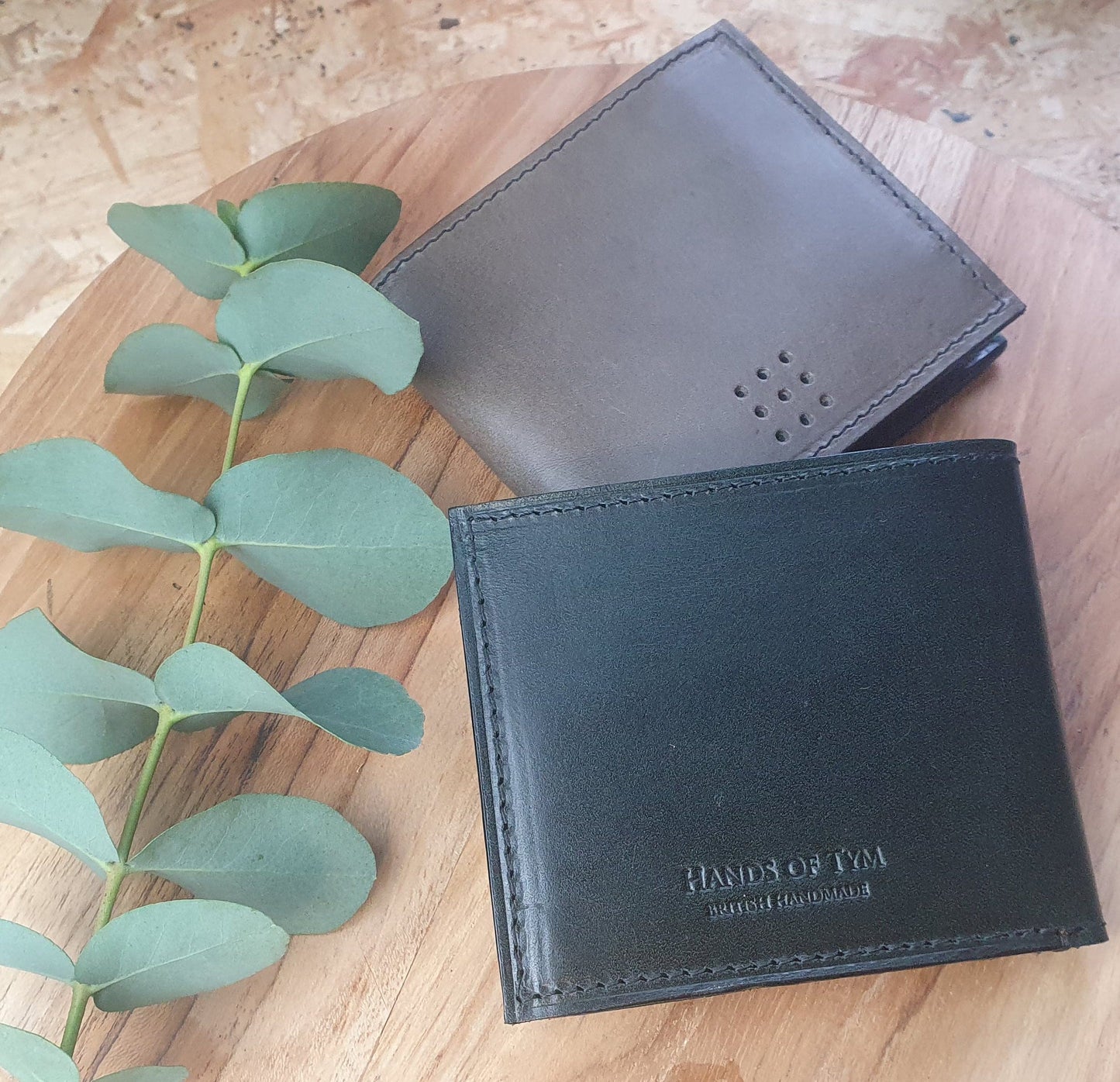 'Larch' Bespoke Handmade Leather Bifold 6 Card Wallet