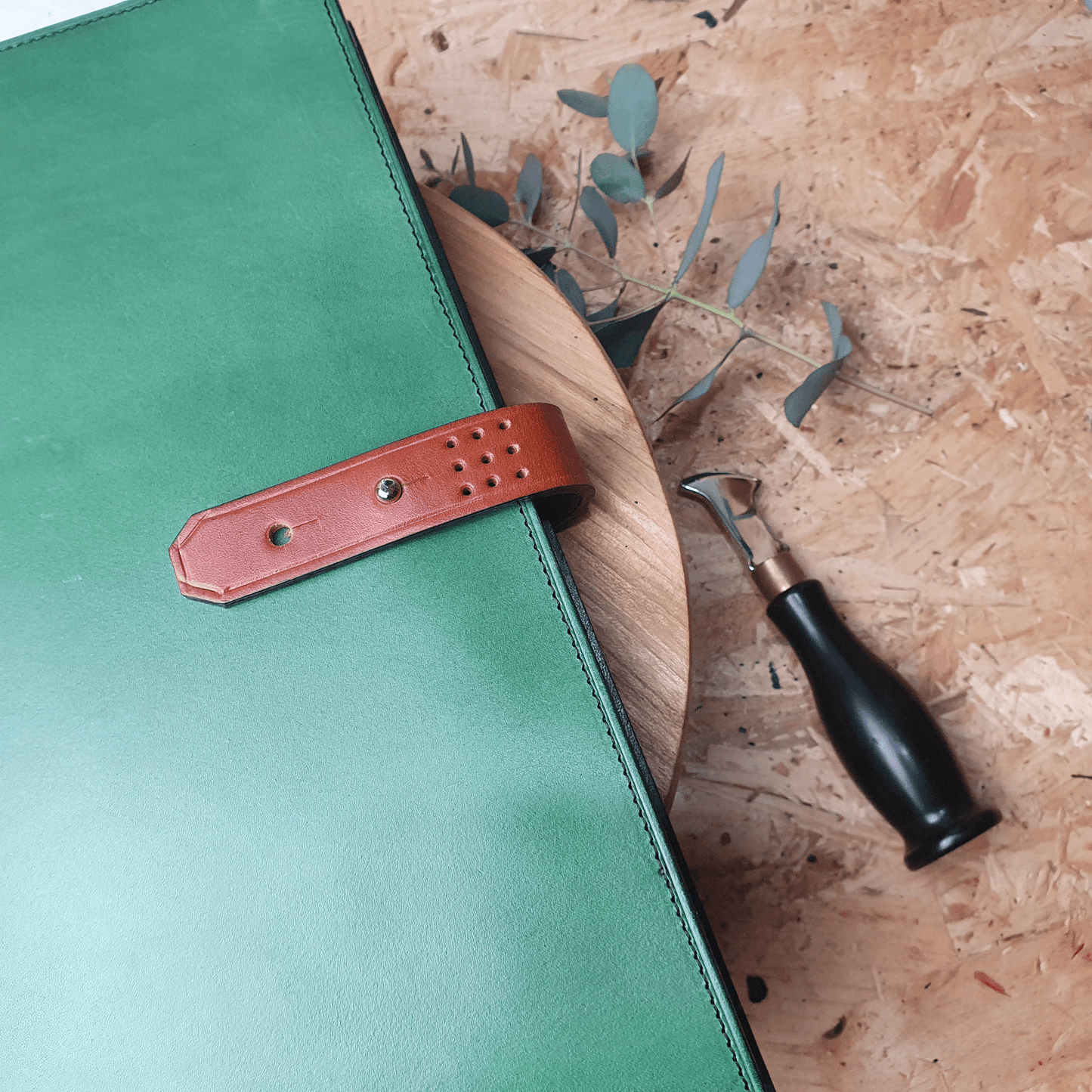 'Laurel' The Bespoke Handmade Luxury Leather Notebook / Diary A4