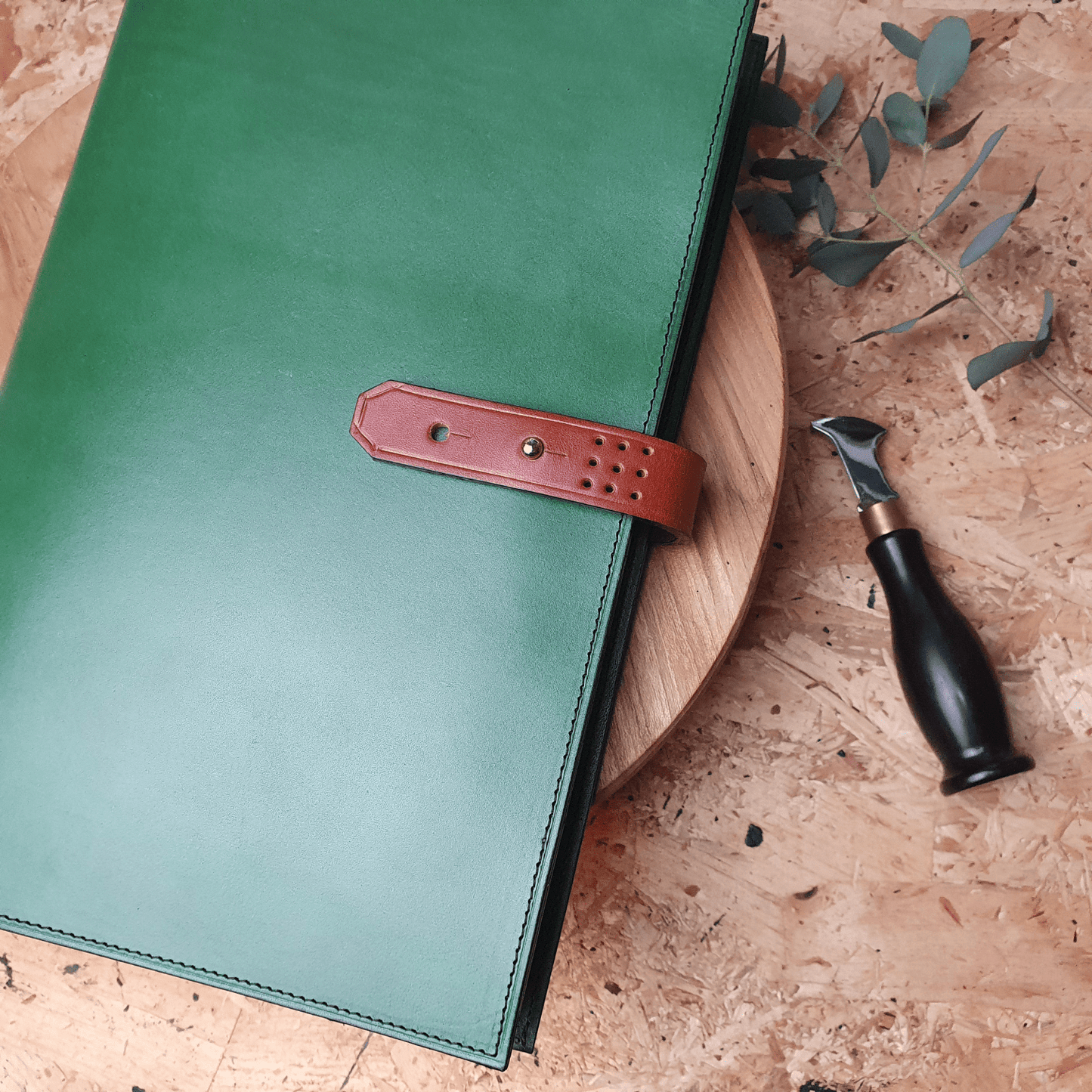 'Laurel' The Bespoke Handmade Luxury Leather Notebook / Diary A4