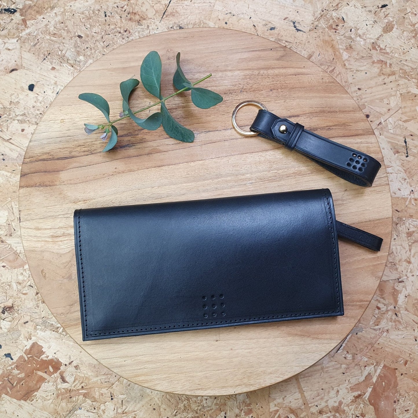 'Juniper' Bespoke Handmade Long Leather Purse with zip